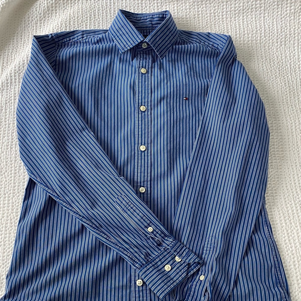 💥 Tommy Hilfiger button up shirt